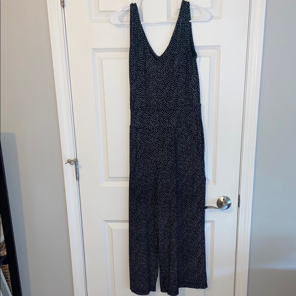 Chic Black and White Jumpsuit with V-Neckline